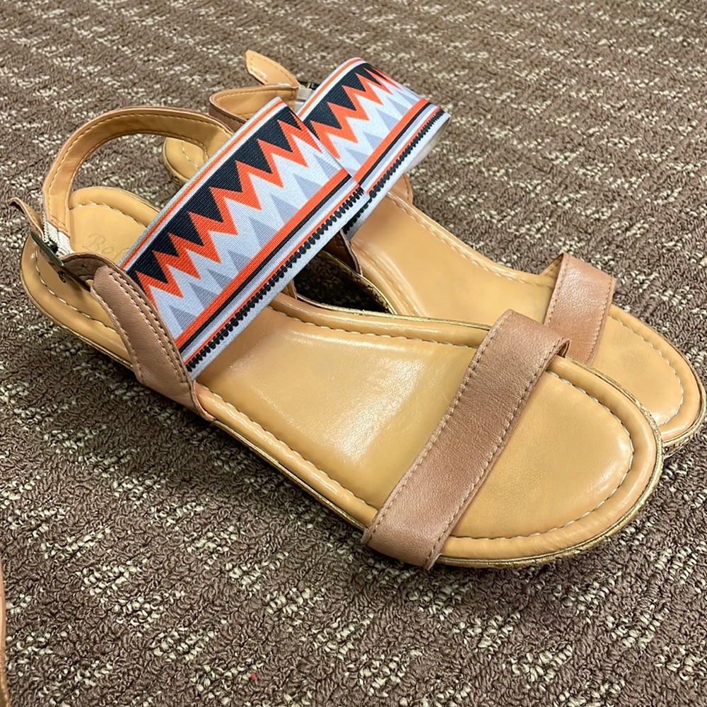 Bella Vita Heel Sandal (size 9)